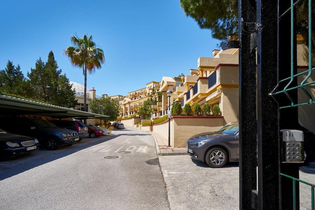 Oleholidays 535 Romana Playa Con Vistas Al Mar Marbella Luaran gambar