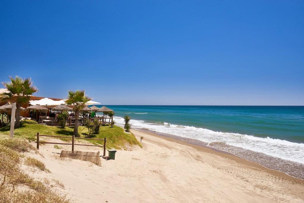 Oleholidays 535 Romana Playa Con Vistas Al Mar Marbella Luaran gambar
