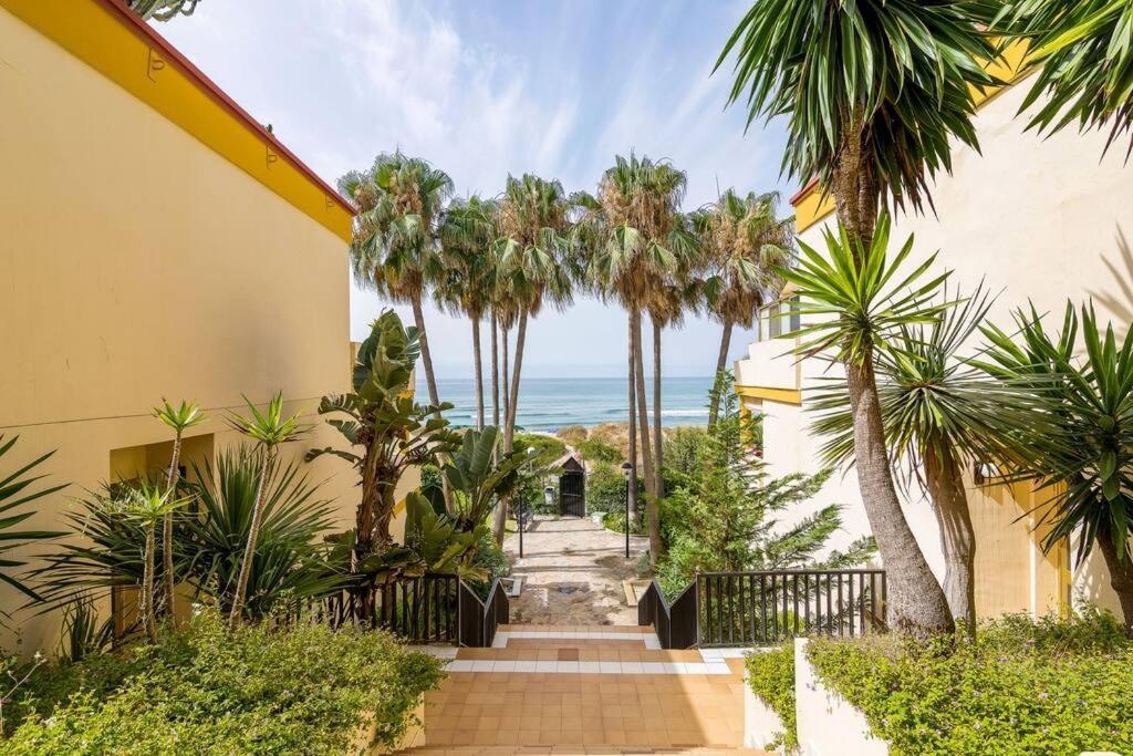 Oleholidays 535 Romana Playa Con Vistas Al Mar Marbella Luaran gambar