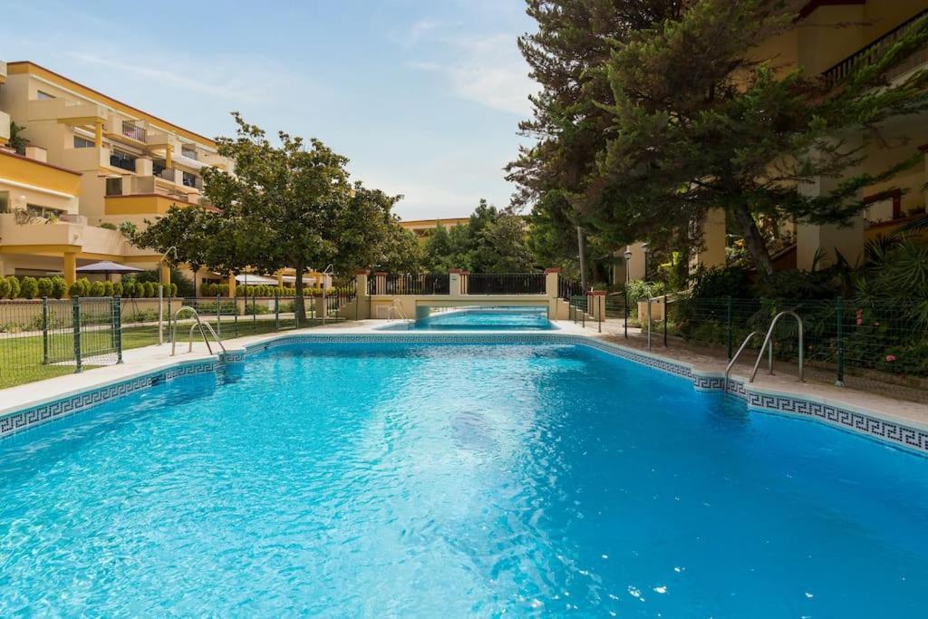 Oleholidays 535 Romana Playa Con Vistas Al Mar Marbella Luaran gambar